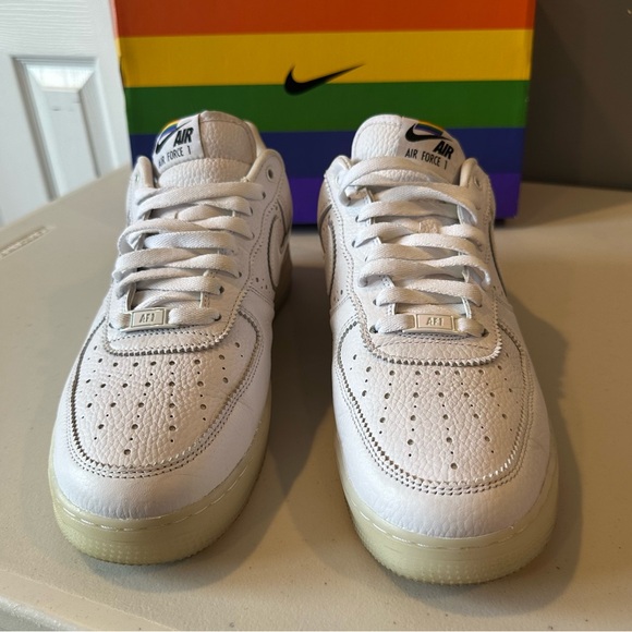 Nike Air Force 1 Low Be True in White/Multi-Color - Picture 3 of 14